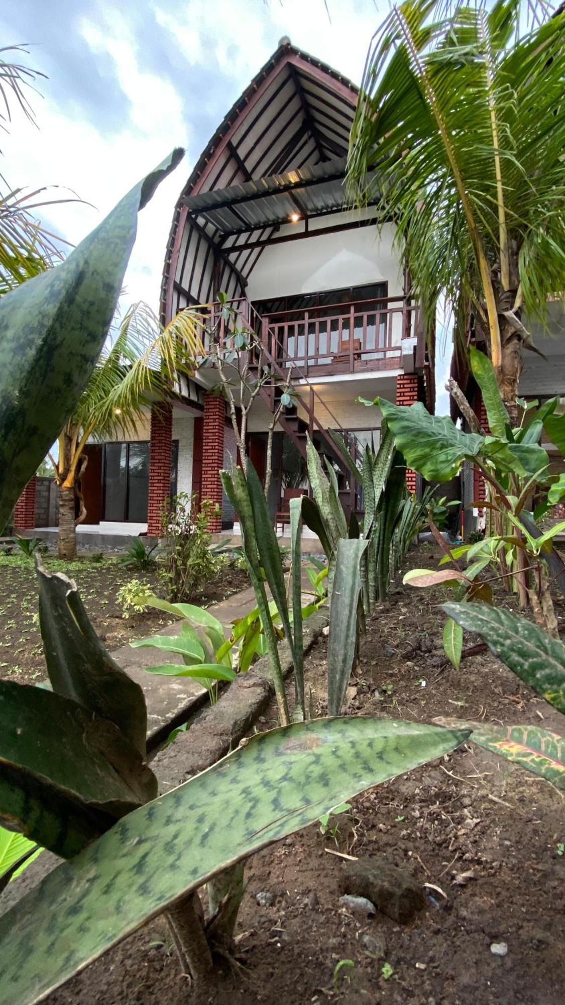 Alen'S Stay&Surf Airsatang 外观 照片